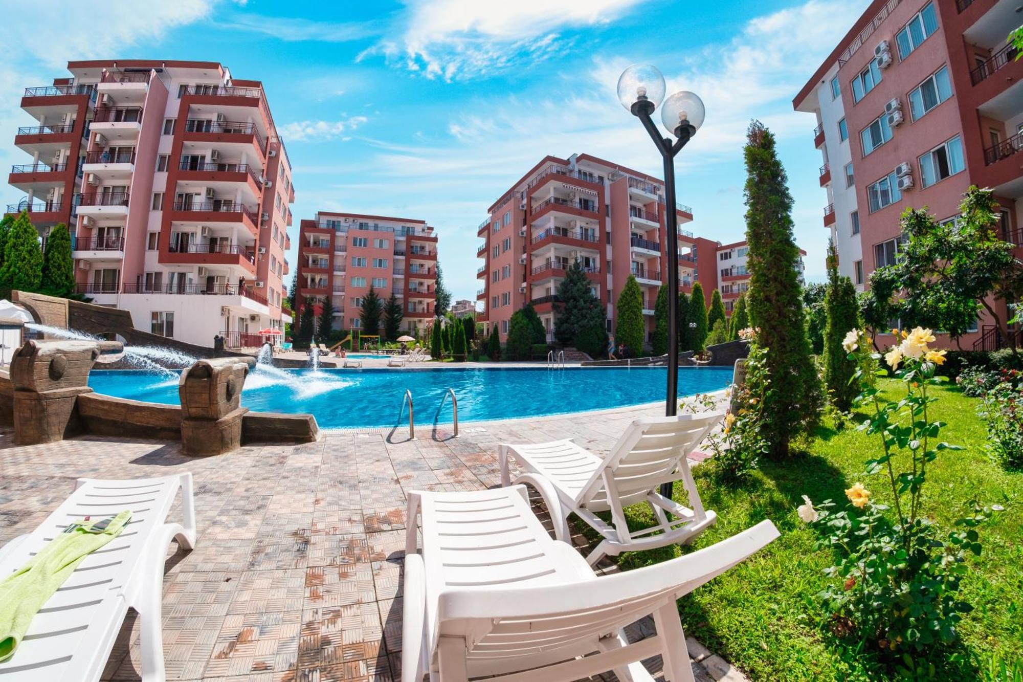 Privillege Fort Noks Beach Apartments Elenite Exterior photo