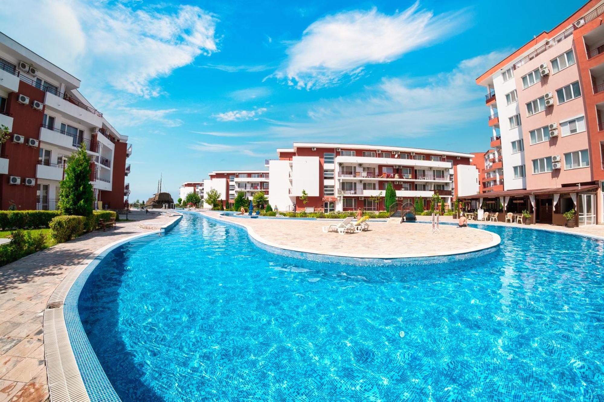 Privillege Fort Noks Beach Apartments Elenite Exterior photo